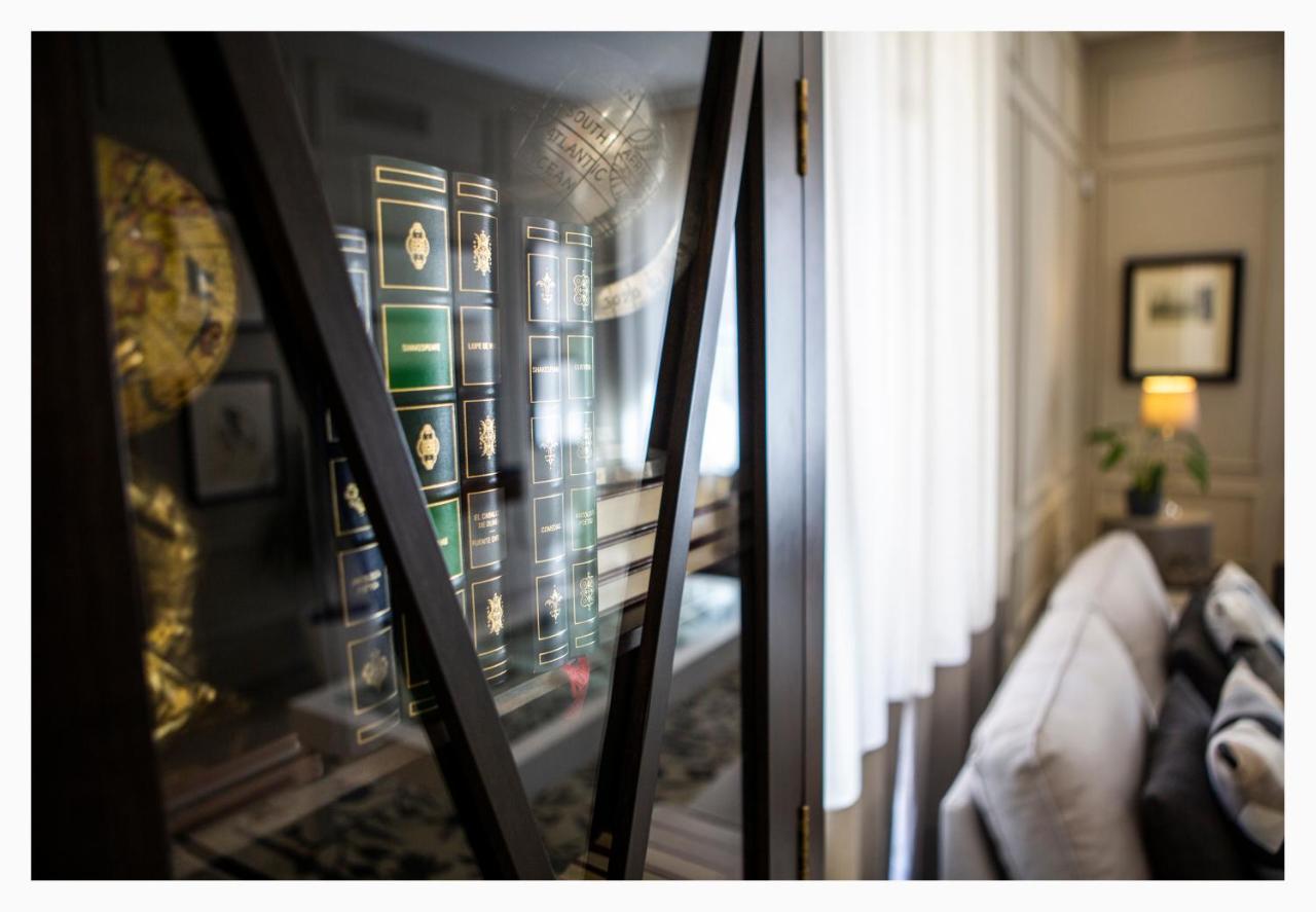 Md Casa Palacio Munoz Chaves Siglo XVIII Caces エクステリア 写真